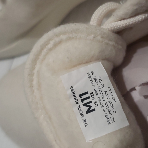 Allbirds wool runners cream mens shoes 11 - Picture 7 of 8
